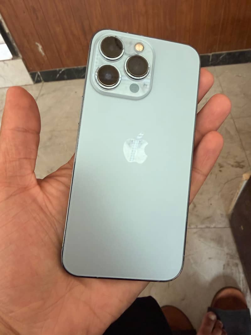 IPhone 13 pro 0