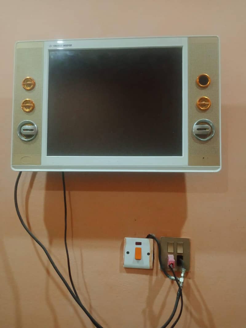 LCD tv 1