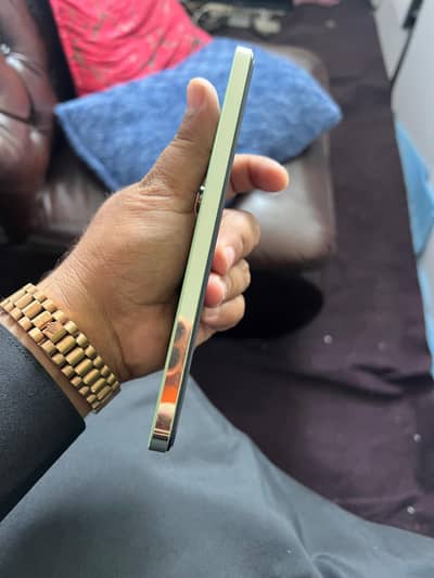 Vivo Y100