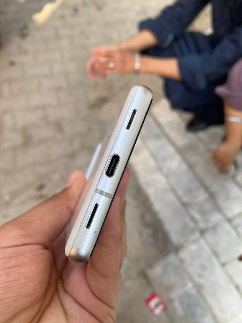 Google Pixel 7a 1
