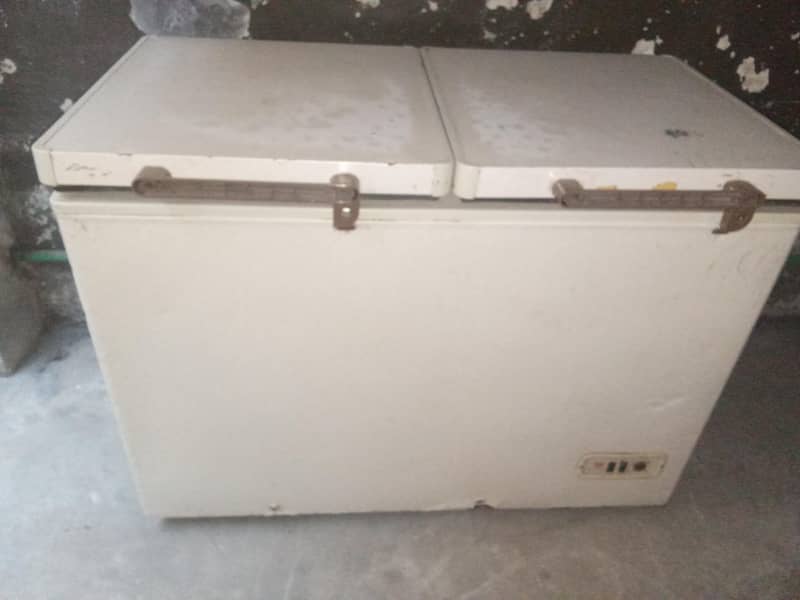 refrigerator 1