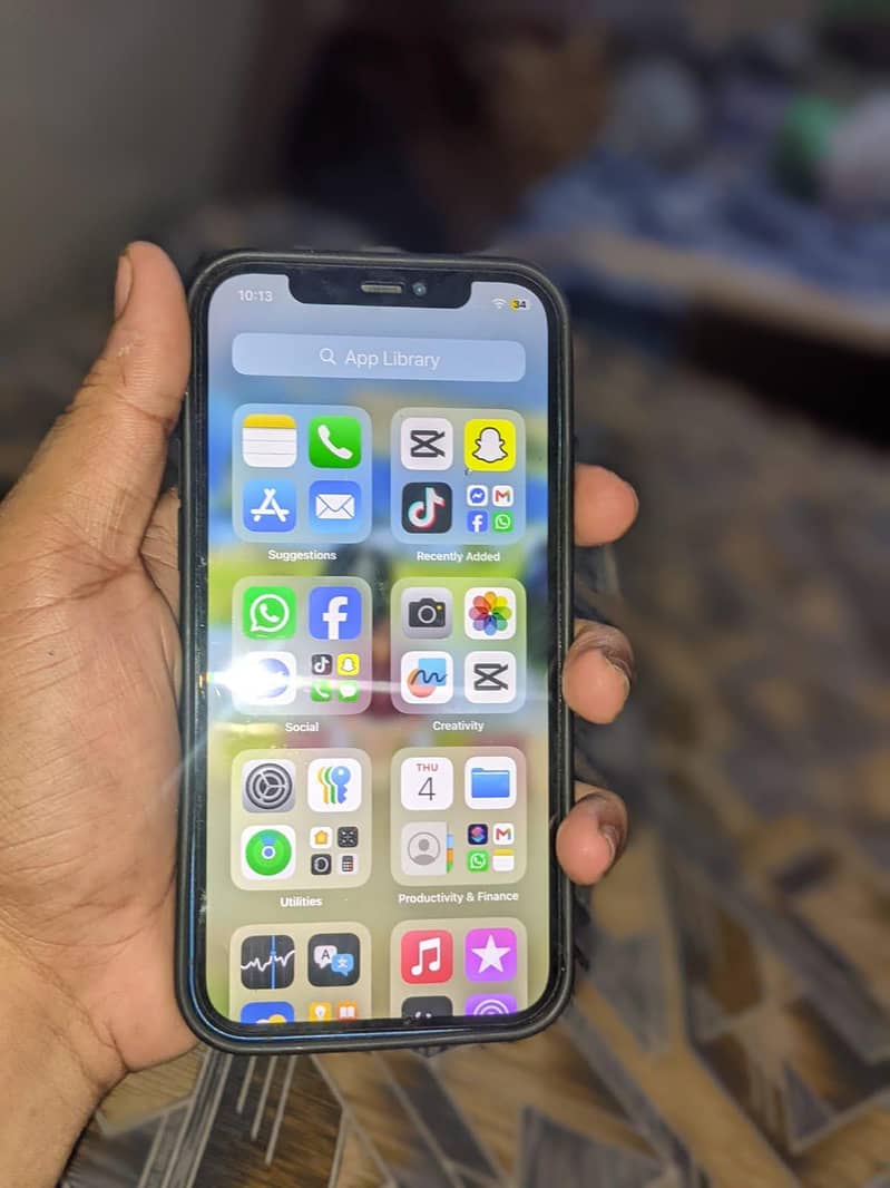 Apple iPhone 12 5