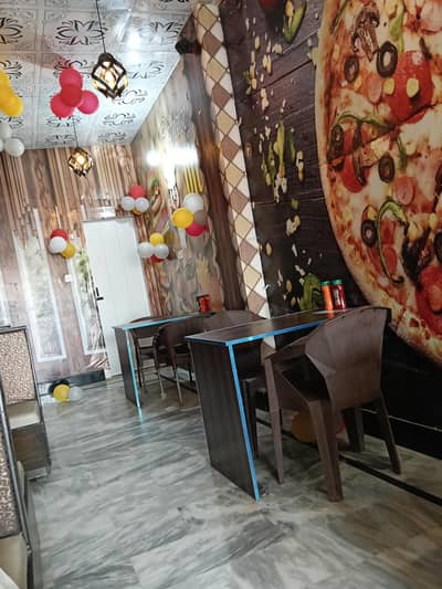 Female Staff Required for dine in