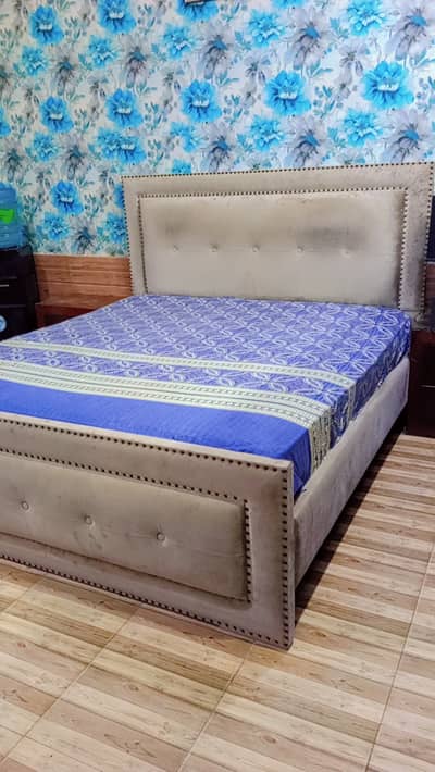 Complete bed set Pure Wooden Neat n Clean