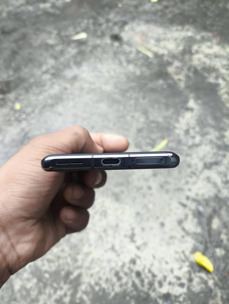 OnePlus 11 4