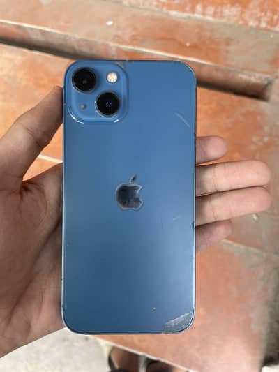 Apple iPhone 13