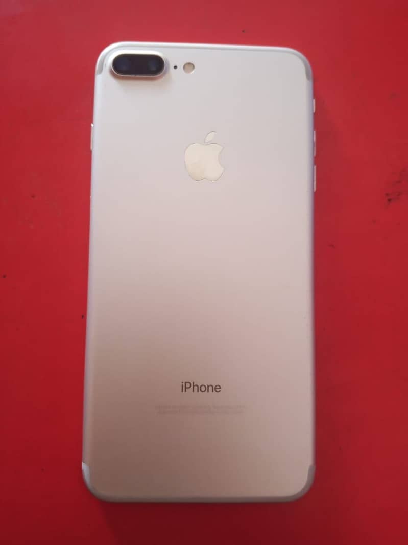 Apple iPhone 7 Plus 0