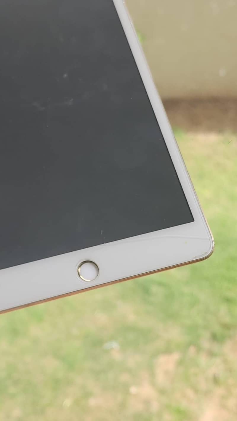 iPad mini 4 128ab 3
