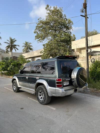 Mitsubishi Pajero 1996