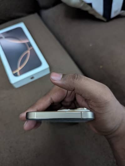 Apple iPhone 16 Pro Max Desert Color JV