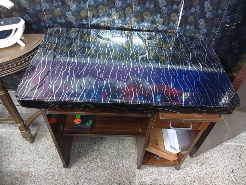 study computer table chair 3