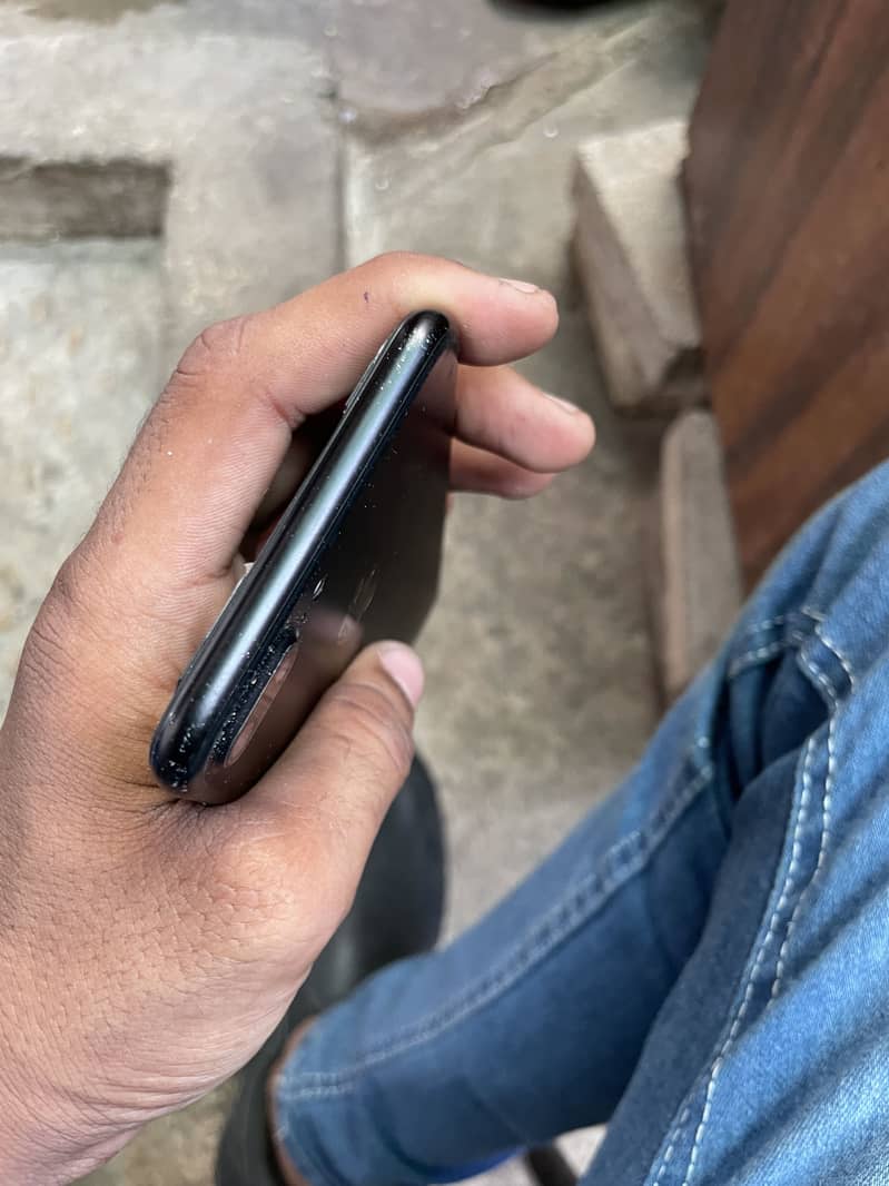 Apple iPhone 7 Plus 3