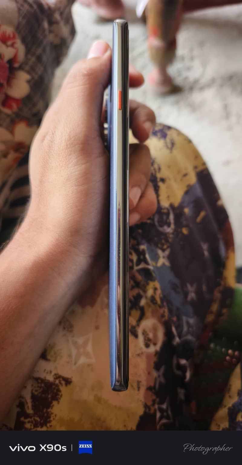Tecno CAMON 40 2