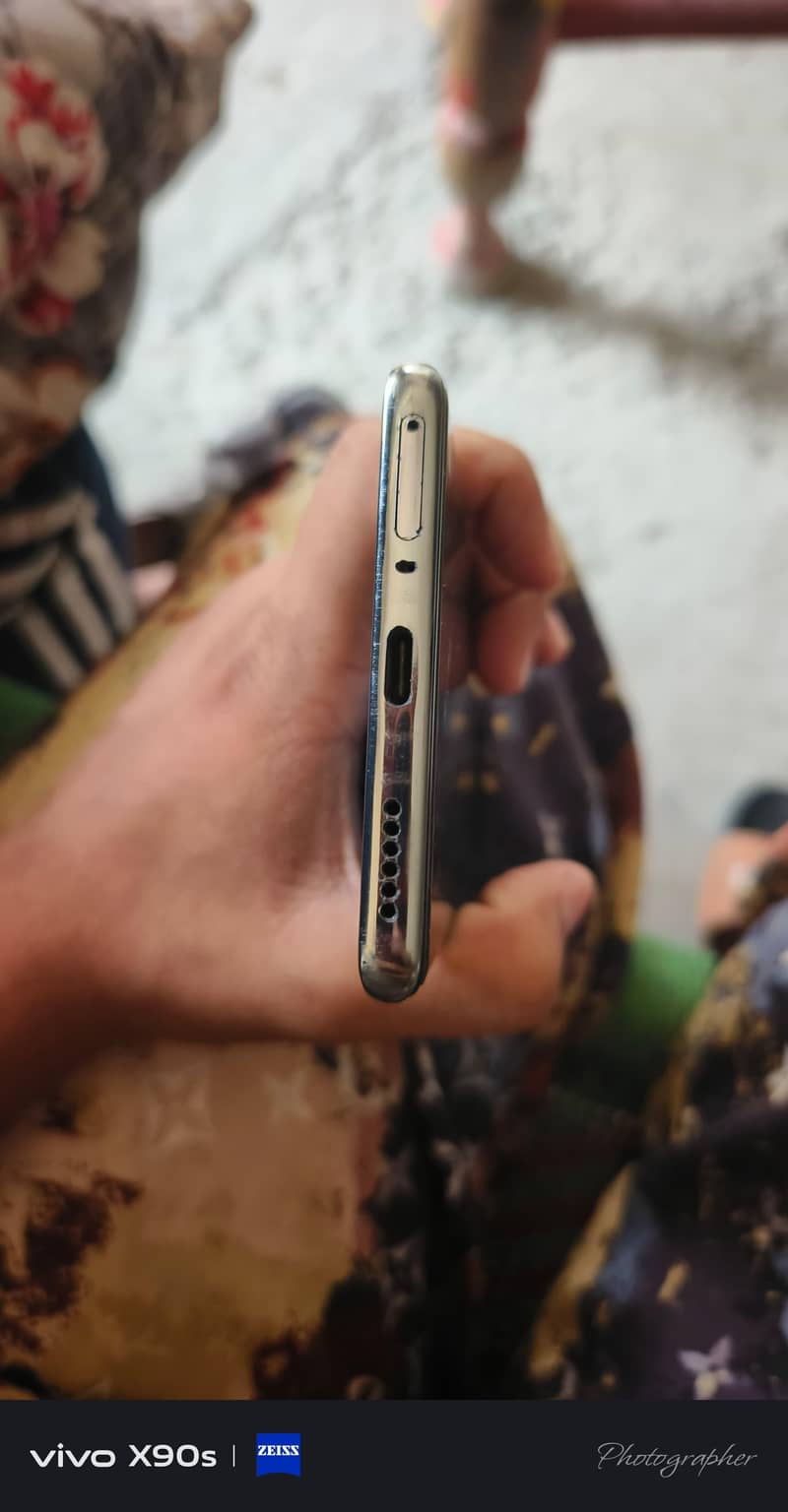 Tecno CAMON 40 5