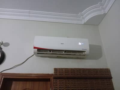 haier dc inverter AC best condition