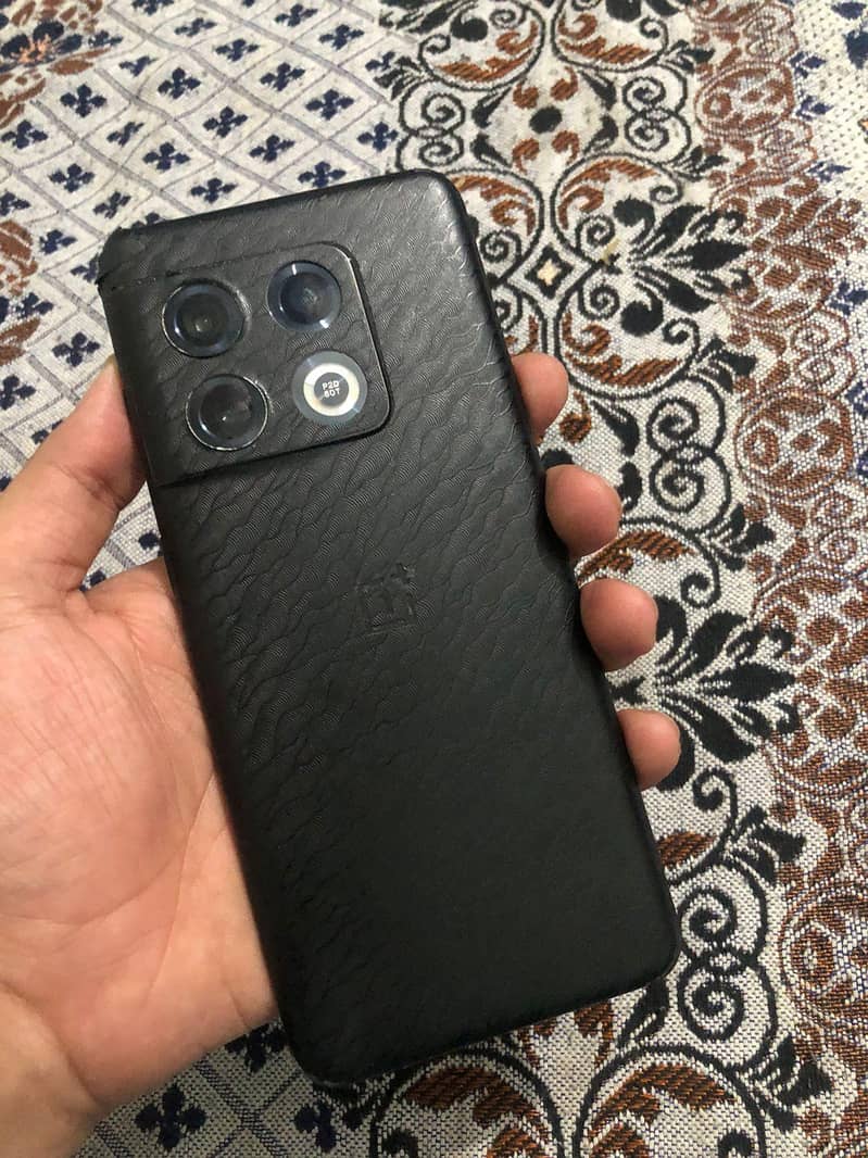 One Plus 10 Pro 1