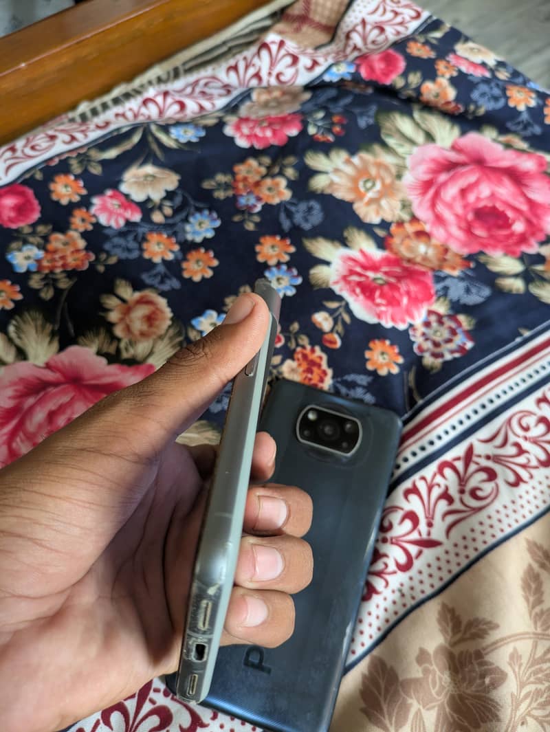 Google Pixel 8 7