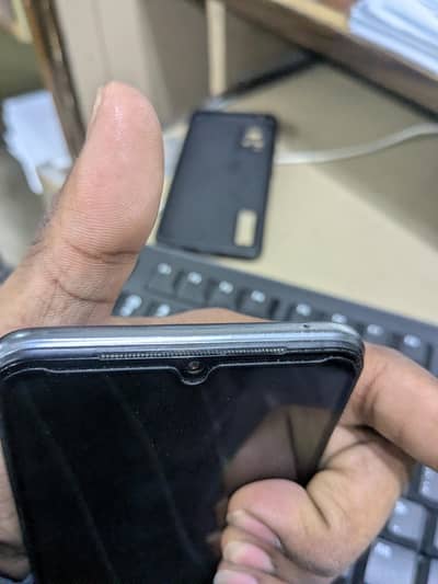 Vivo V20