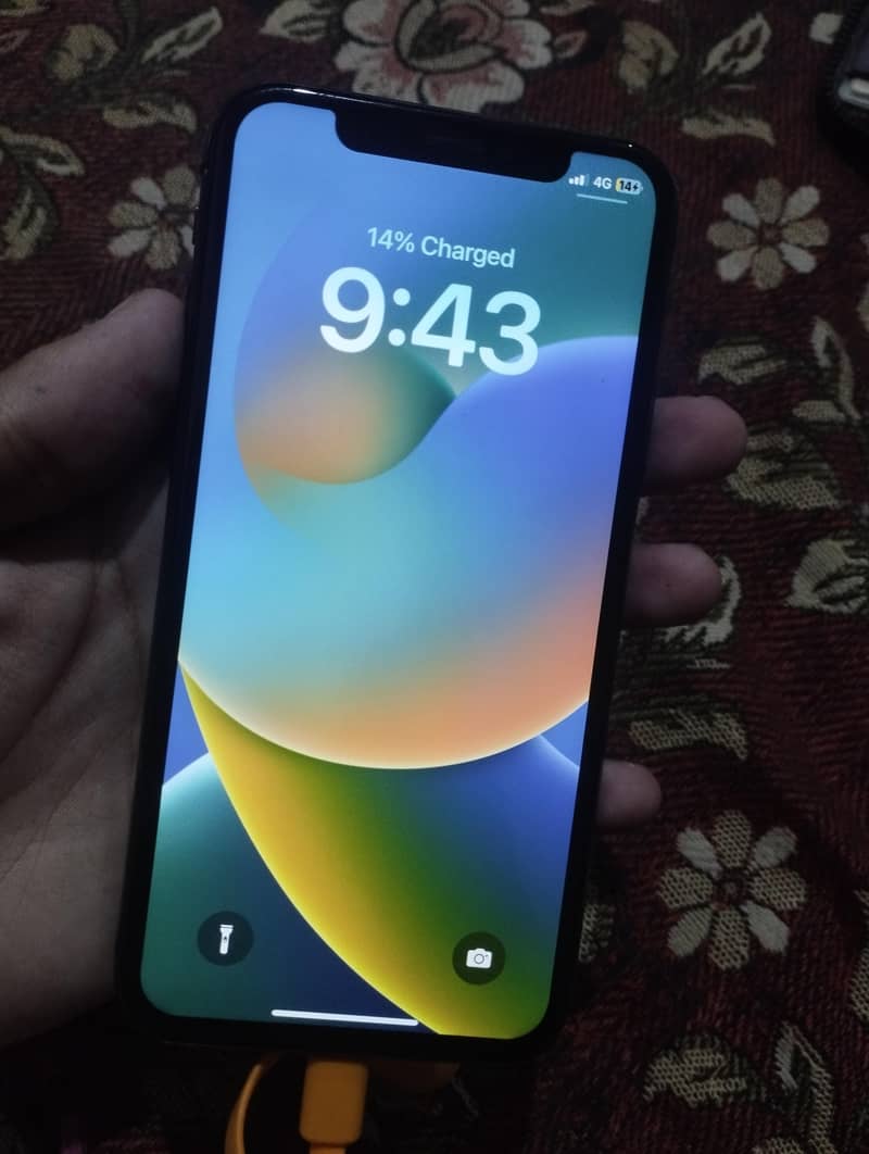 iphone X 4