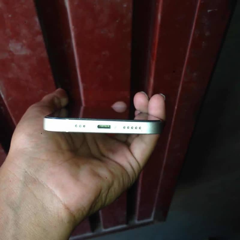 iphone 12 3