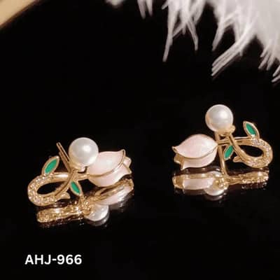 Gulabi Tulip pearl drop