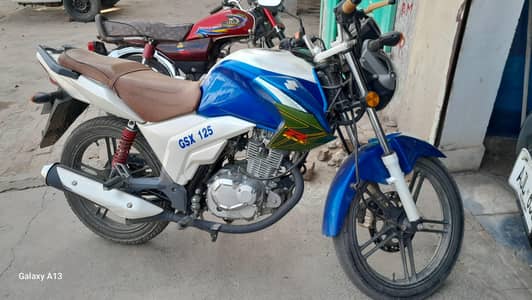 Suzuki 125gs