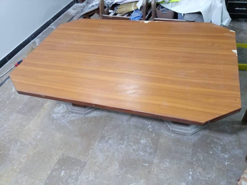 Dining Table and Chairs 0