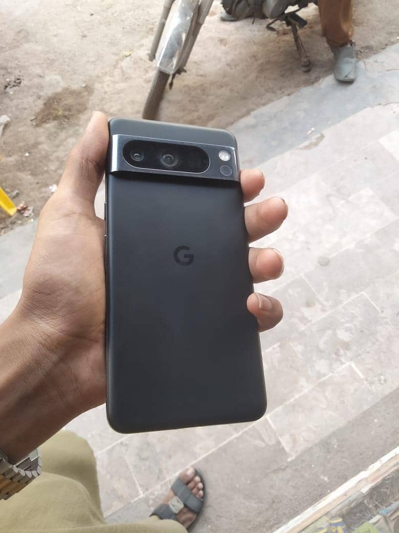Google Pixel 8 Pro 0