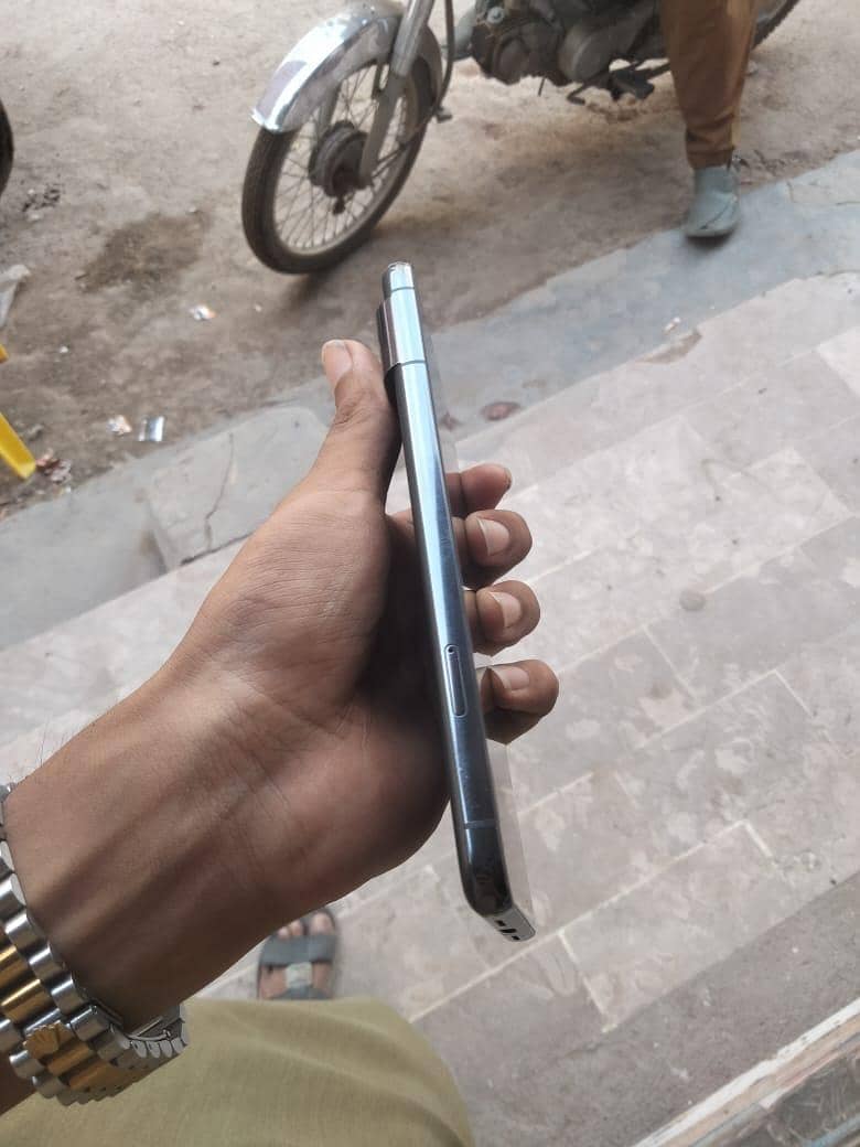 Google Pixel 8 Pro 1
