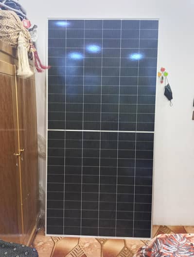 Solar pannel 590 wat brand new  25400