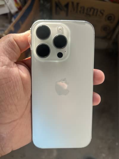 Apple iPhone 15 Pro