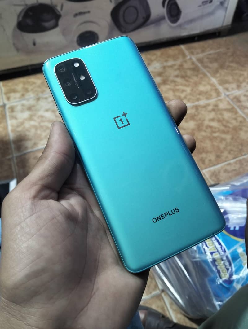 One Plus 8T 1