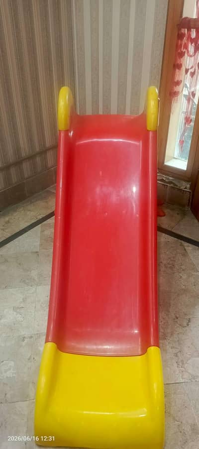 NEW CONDITION SLIDE for kids