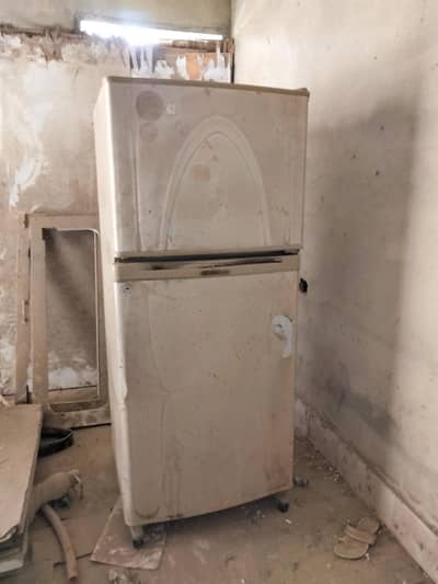 Dawlance Refrigerators medium size