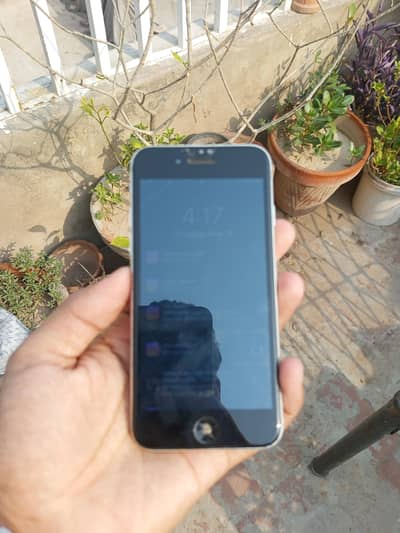 Apple iPhone 7