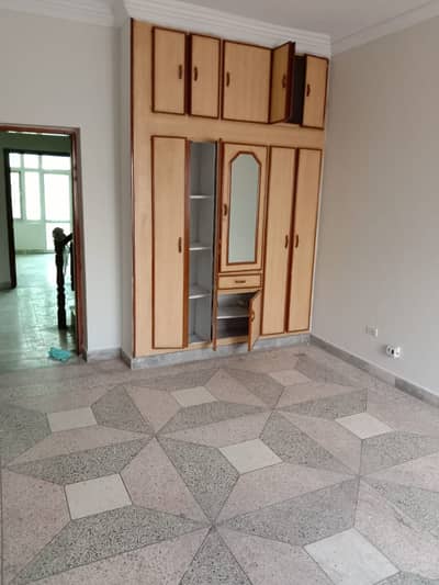 Single & Independent Room For Couple+Kid. For Rent In I-10 On First Floor