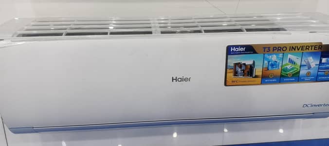 only 8 month use  DC inverter  white color
