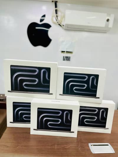 APPLE MACBOOK PRO 14" M5 PRO CHIP 15C 16C 24GB / 02TB MJLW4 BOX PACK
