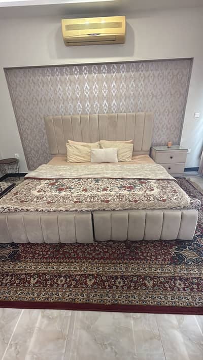 Single beds high back