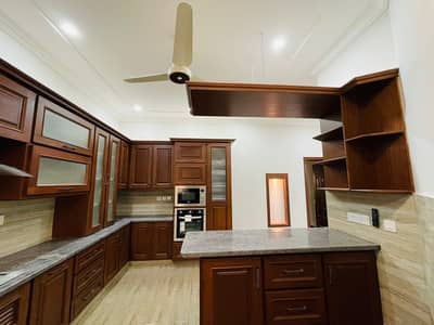 UPPER PORTION FOR RENT IN F-6