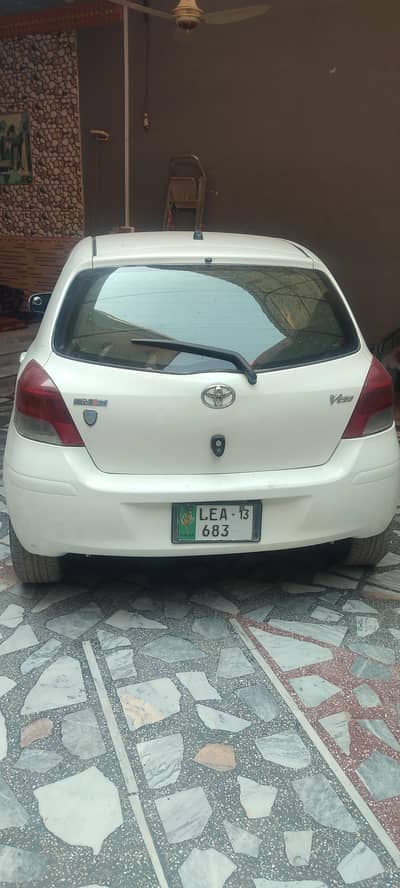 Toyota Vitz 2010