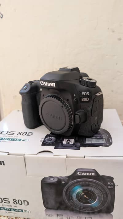 Canon 80d body