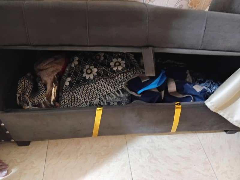 storage sofa 2
