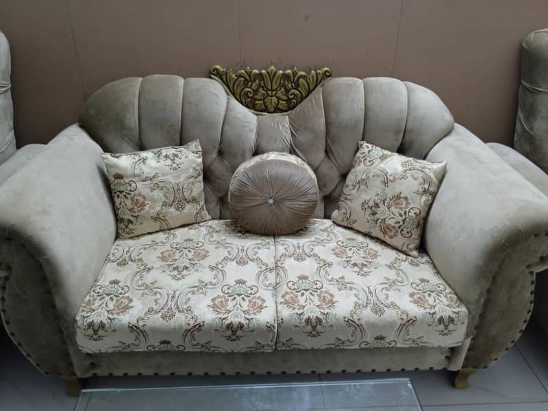 4 Seater 2