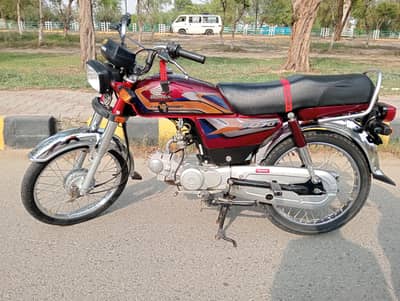 Honda Cd 70 origenl 2025 model Red colour