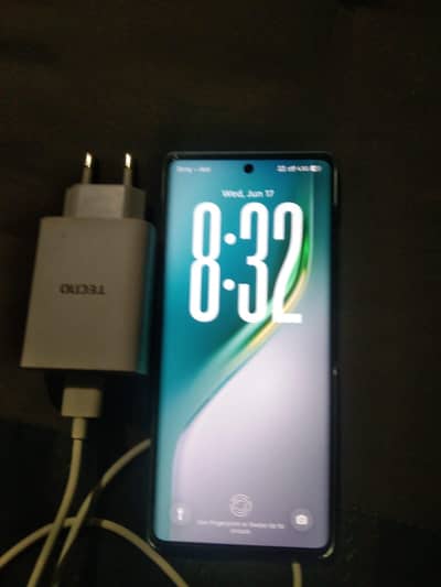Tecno CAMON 40 Pro