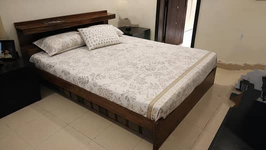 Wooden Bedset