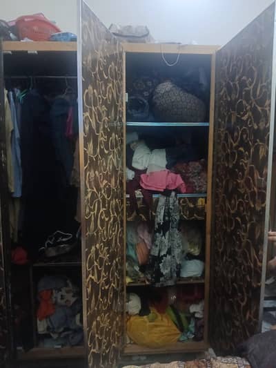 Wood almari 3 door