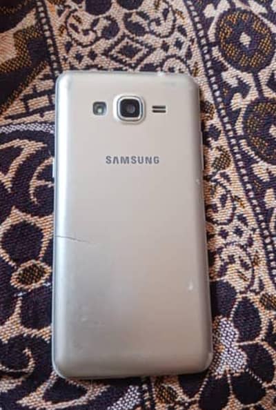 Samsung Mobile J2