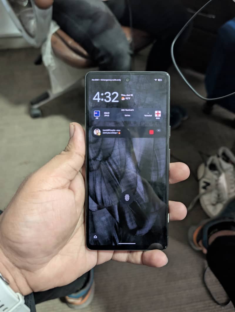 Google Pixel 7 4